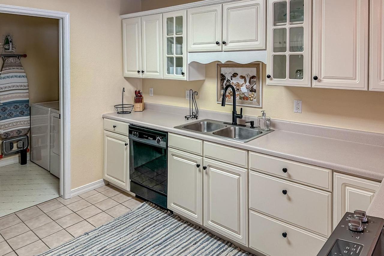 Royale Retreat Apartment Branson Exterior photo